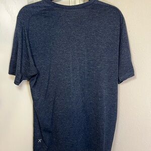 Men's Blue LuluLemon Athletic Shirt